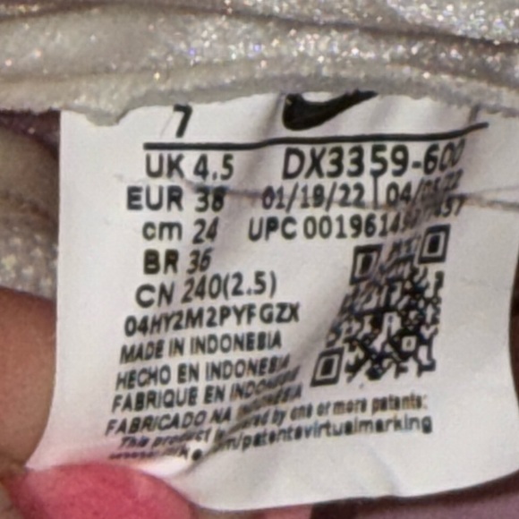 Nike Dunk High
Hoops Pack Pink (Women's size 7) - Picture 9 of 15